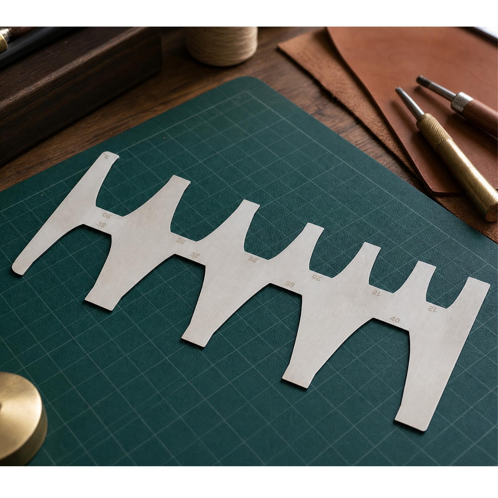 Righello per modelli di estrem - Leatherwork Free Patterns recensione e prezzo